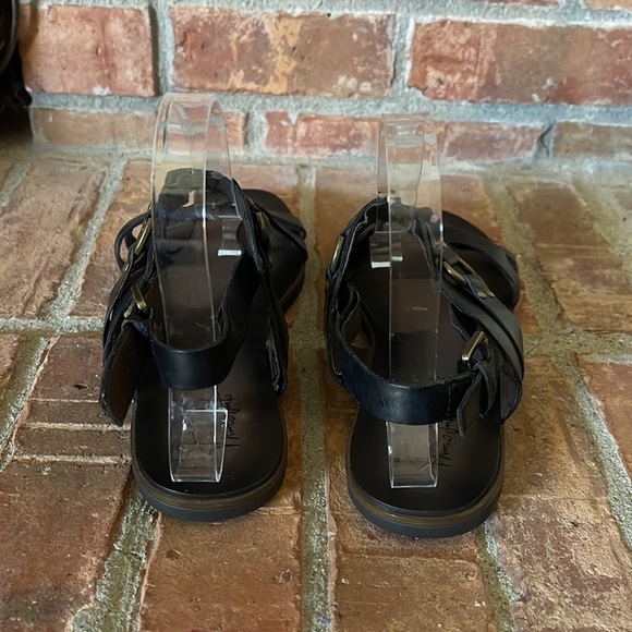 Franco Sarto Quello Black Leather Gladiator Style Sandals - Picture 4 of 8